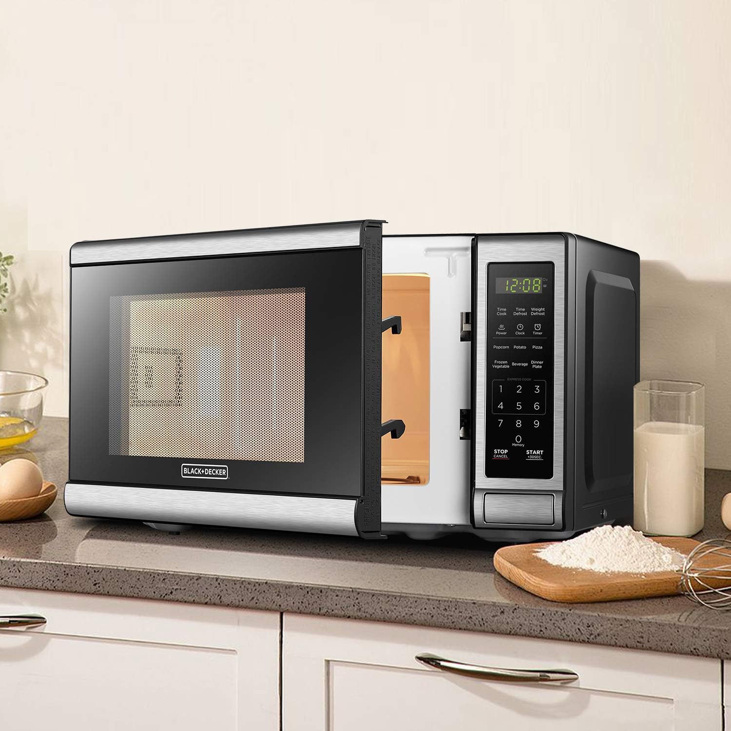 1724356052 637 BLACKDECKER EM720CB7 Digital Microwave Oven with Turntable Push Button Door Child